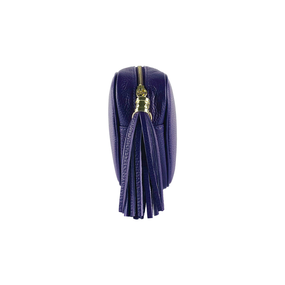RB1007Y | Tracollina Donna in Vera Pelle Made in Italy.Tracolla removibile. Attacchi con moschettoni in metallo Oro Lucido - Colore Viola - Dimensioni: cm 20 x 15 x 7-4